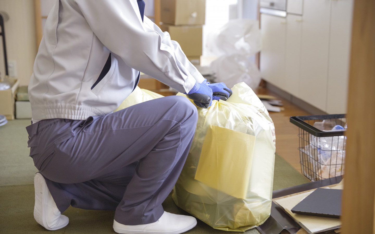 分別と搬出を丁寧に行う作業体制